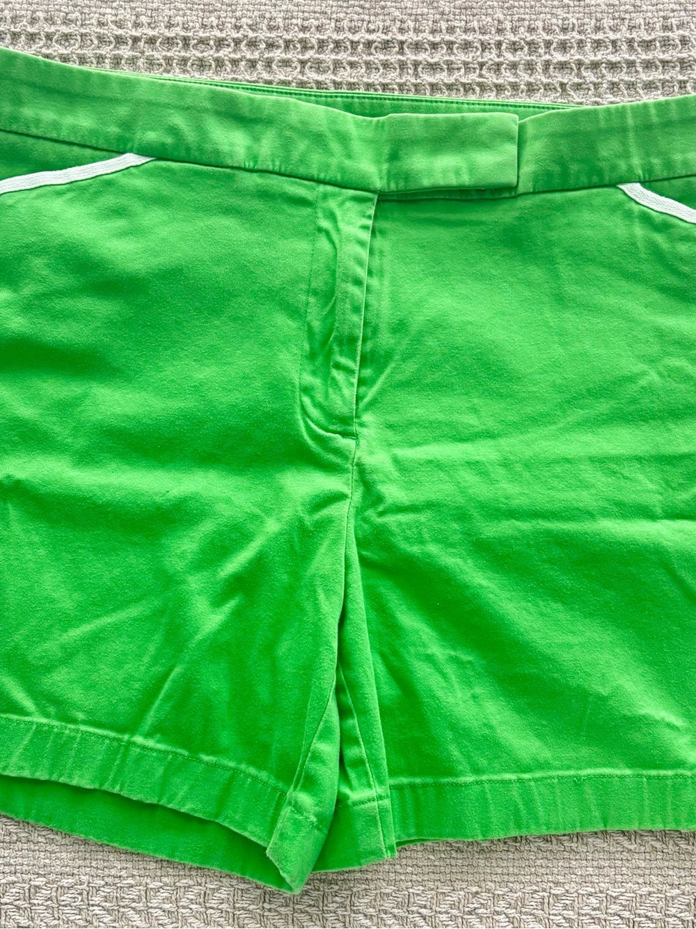 Jones New York Bright Green Shorts with White Trim